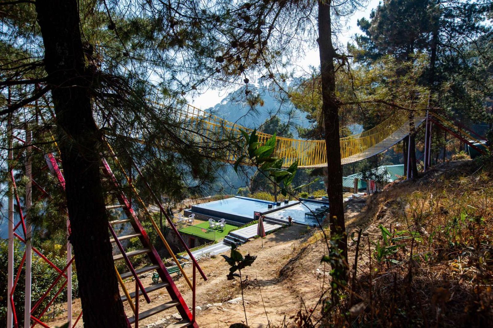 Blue Pine Resort Lansdowne Exterior photo